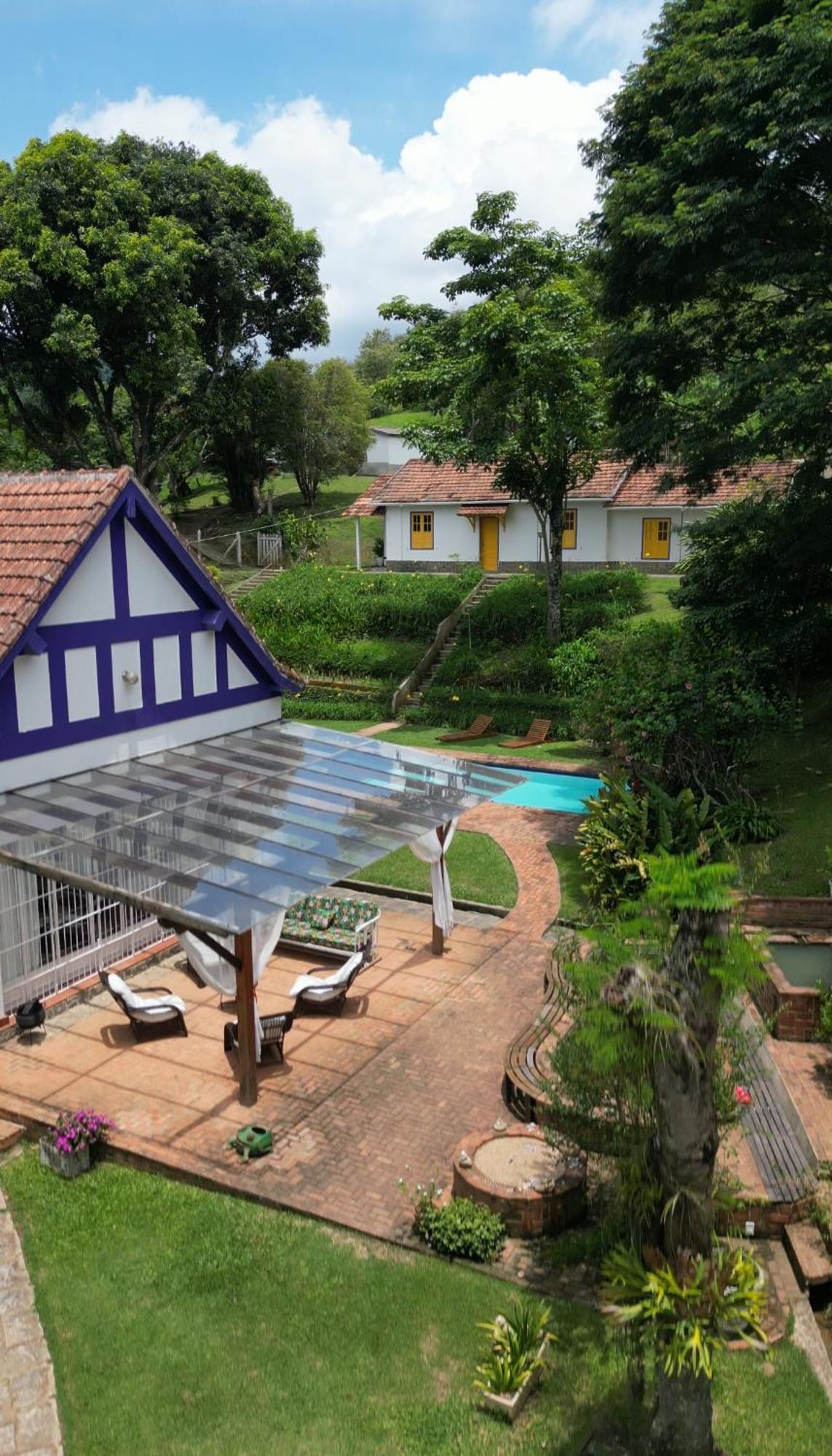 ホテル Casa Acucena No Sitio Gaia Magia Miguel Pereira Rj エクステリア 写真